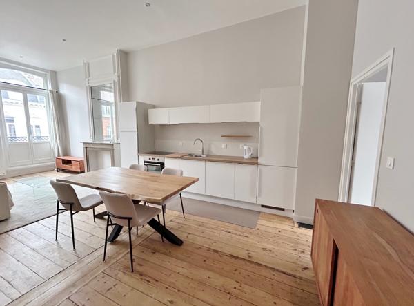 TYPE 2 + BUREAU / MEUBLE