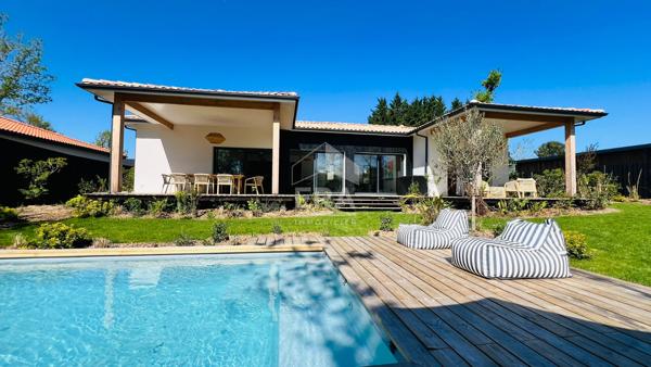 Maison Mios 7 pièce(s) 164 m2