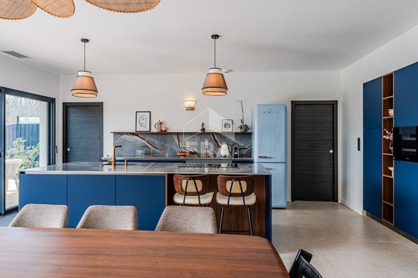 Maison Mios 7 pièce(s) 164 m2