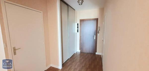 Appartement à louer 2 pièces 54.6m²