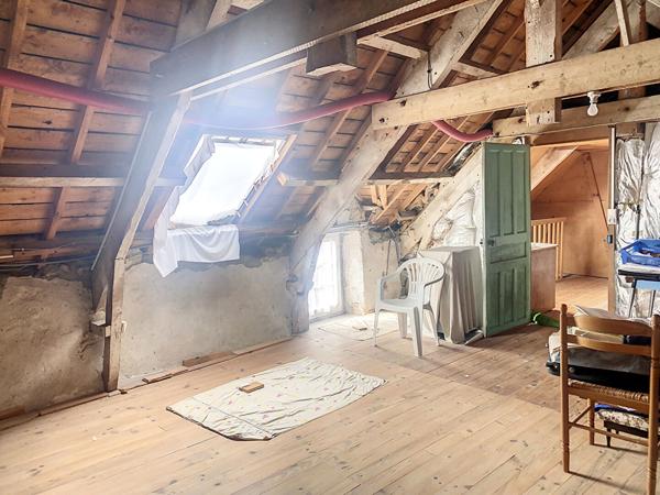 LONGERE A VENDRE CLEGUER