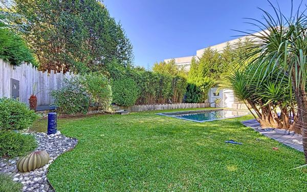 Maison à vendre    5 pièces •  Anglet