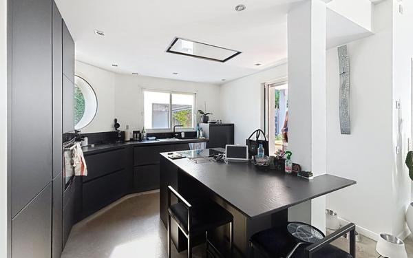 Maison à vendre    5 pièces •  Anglet