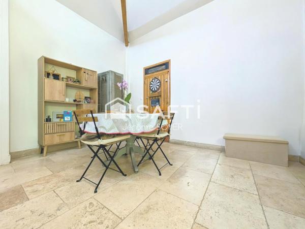 MAISON 100 M², 3 CHAMBRES, 1 BUREAU, PISCINE