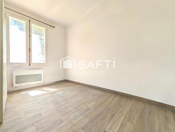 MAISON 100 M², 3 CHAMBRES, 1 BUREAU, PISCINE