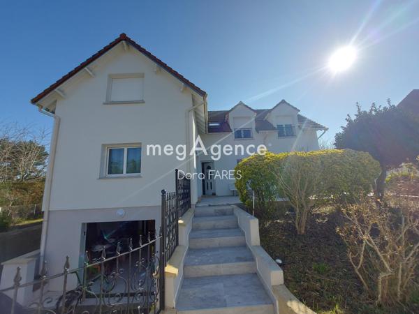 Maison à PLAISIR, 78370 - 8 pièces 176m²