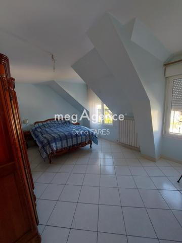 Maison à PLAISIR, 78370 - 8 pièces 176m²