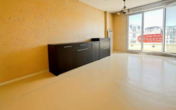 Appartement à vendre    1 pièce • 30 m2 Cergy