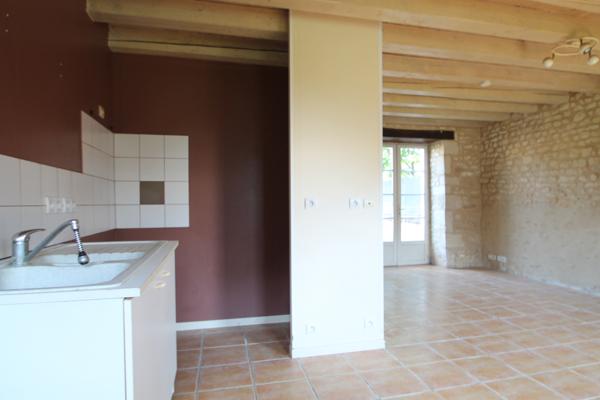 Aigre (16140) MAISON 50 M2 AVEC TERRASSE ET JARDIN