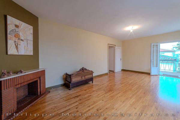 Maison à vendre 12 pièces ANGOULEME (16)