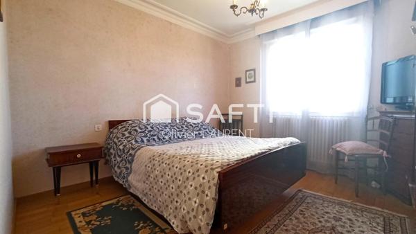 Au calme dans un quartier recherché de Lannion.