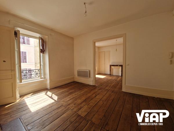 LIMOGES APPARTEMENT T3 EN CENTRE-VILLE , Limoges