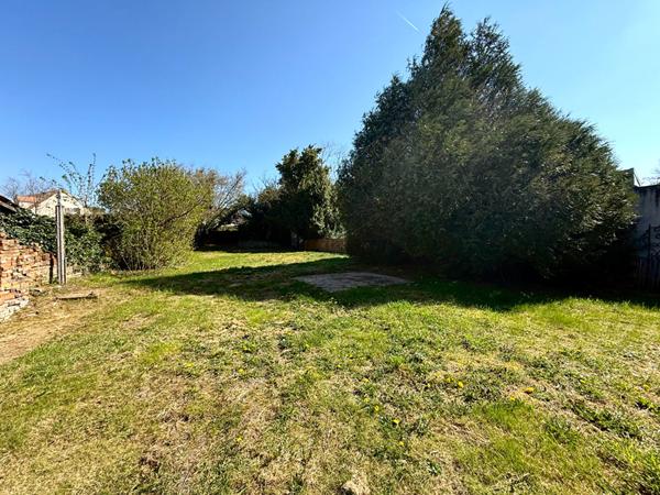 Grand Local Commercial + Appartement