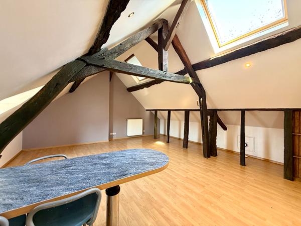 Grand Local Commercial + Appartement