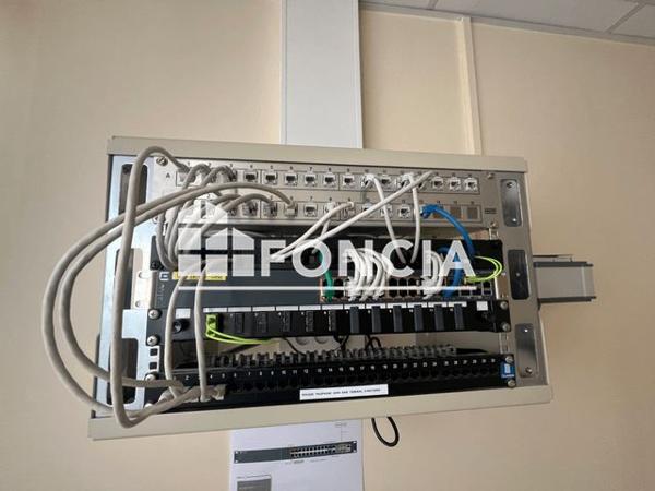 À vendre Local commercial 478 m² - Niort 79000