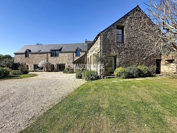 Propriété de charme avec dépendances sur parc arboré - Fort potentiel habitation & activité professionnelle - SAINT BRIEUC