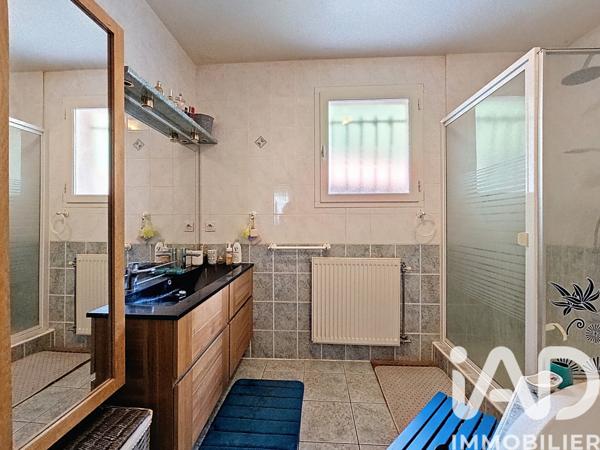 Maison à vendre 4 pièces 110 m² Saint-Pierre-de-Bœuf