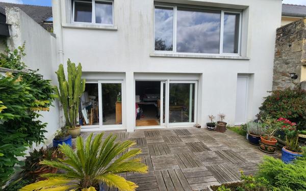 Maison à vendre    4 pièces •  Saint-Vaast-la-Hougue