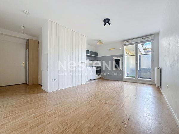 Montigny Le Bretonneux - Studio 24.86m² - Quartier du Village - Box et Cave