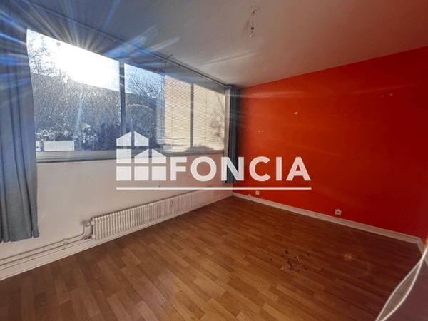 Location Appartement 4 pièces 75.45 m² - 7 RUE DU ROC BLANC BAT E Chamalieres 63400