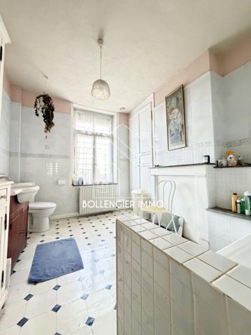 Maison 5 pièce(s) 3 chambre(s) 116.56 m²