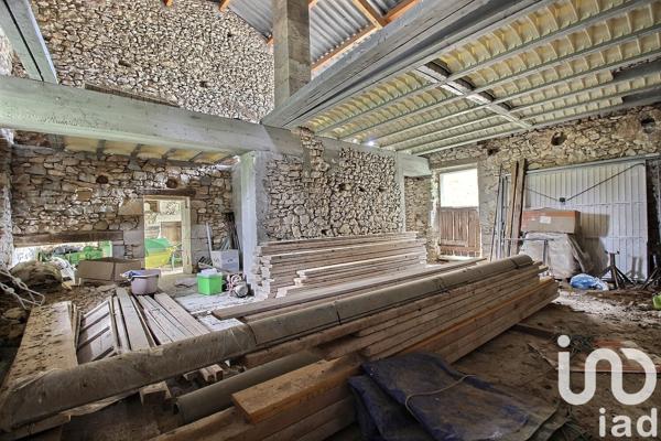 Maison à vendre 9 pièces 225 m² Banon