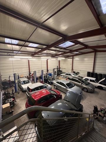 Fonds De Commerce
        
        - 290 m² 200 000 € *