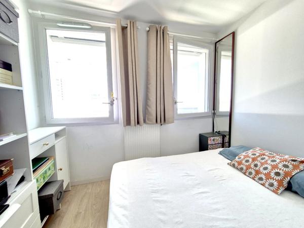 Appartement avec balcon et parking à vendre 2 pièces ASNIERES SUR SEINE (92)