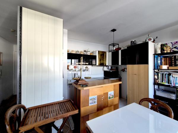 Appartement avec balcon et parking à vendre 2 pièces ASNIERES SUR SEINE (92)