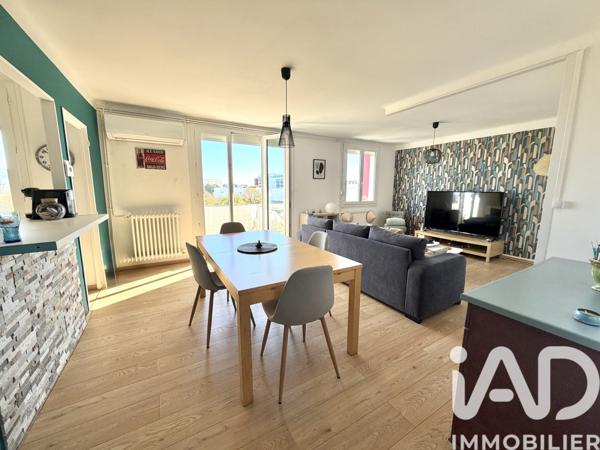 Appartement à vendre 3 pièces 67 m² Nîmes-Saint-Césaire