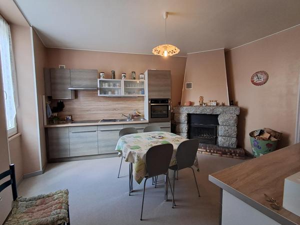 Charmante maison avec de beaux volumes