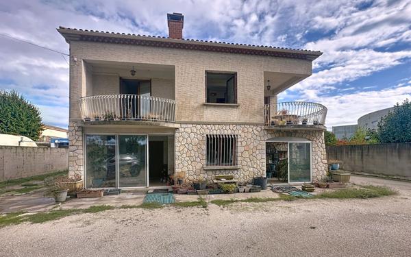 Maison à vendre    4 pièces • 140 m2 Avignon