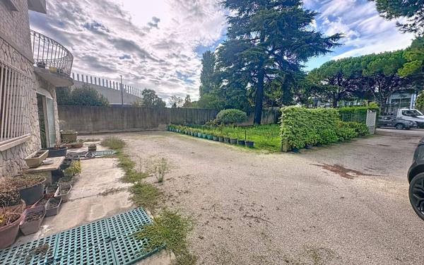 Maison à vendre    4 pièces • 140 m2 Avignon