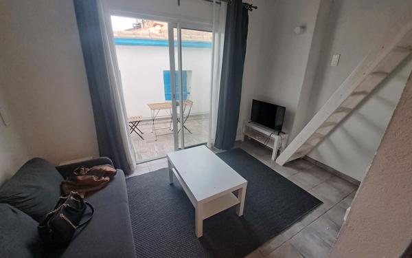 Appartement à louer    1 pièce • 30 m2 Ollioules