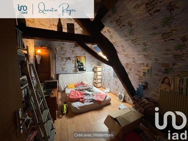 Maison 4 pièces de 80 m² à Bézenet (03170)