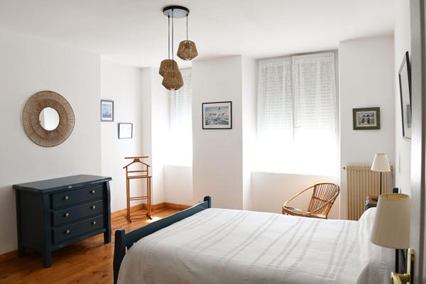 MAISON DE VILLE SPACIEUSE PARFAITEMENT RESTAUREE