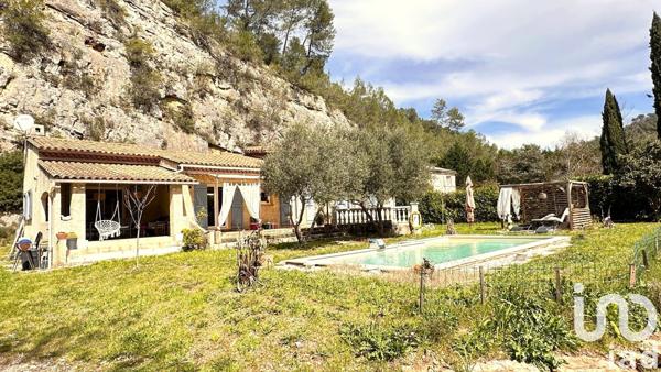 Maison à vendre 5 pièces 105 m² Solliès-Toucas