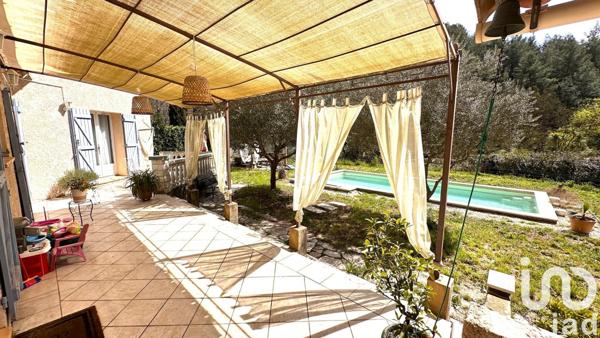 Maison à vendre 5 pièces 105 m² Solliès-Toucas