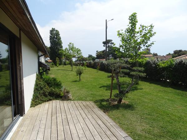 Maison 7 pièce(s) 4 chambre(s) 380 m²