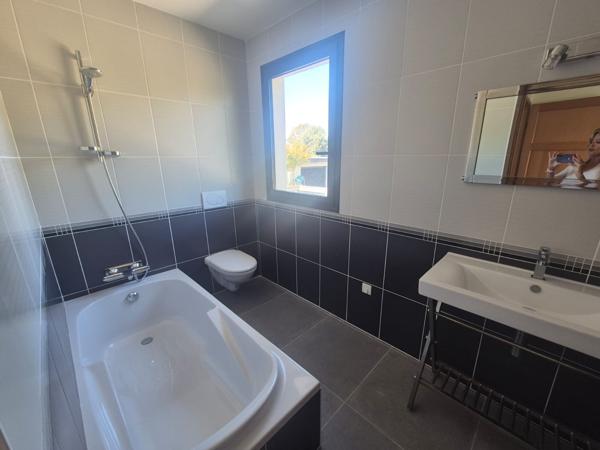 Maison 7 pièce(s) 4 chambre(s) 380 m²