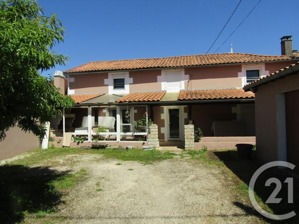 Maison à vendre  6 pièces - 109,20 m 2   CHEF BOUTONNE  - 79