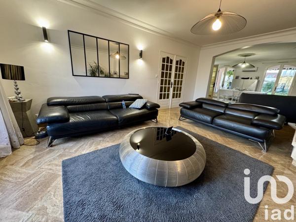 Maison 6 pièces de 197 m² à Le Bouscat (33110)