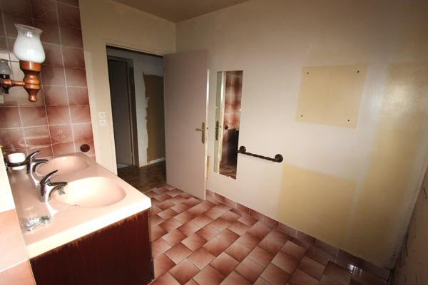 Jouet-sur-l'Aubois (18320) Maison Plain-pied