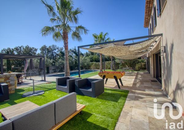 Maison d’architecte 6 pièces de 177 m² à Le Plan-de-la-Tour (83120)