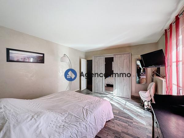 À vendre - Maison traditionnelle, 8 pièces située à Artannes-sur-Indre (37260)