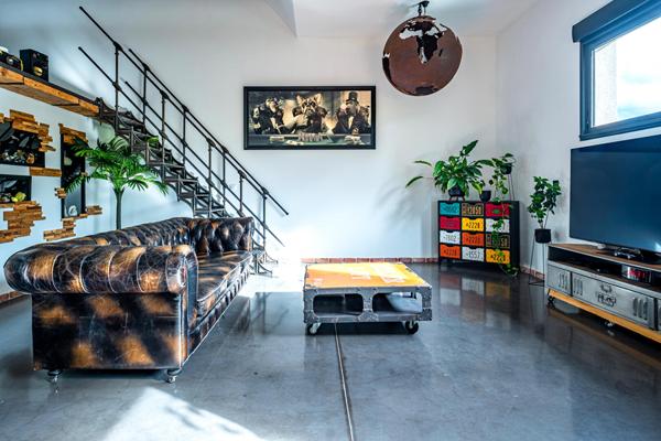 LOFT D’EXCEPTION DANS ANCIEN ATELIER RÉHABILITÉ ESPRIT NEW-YORKAIS