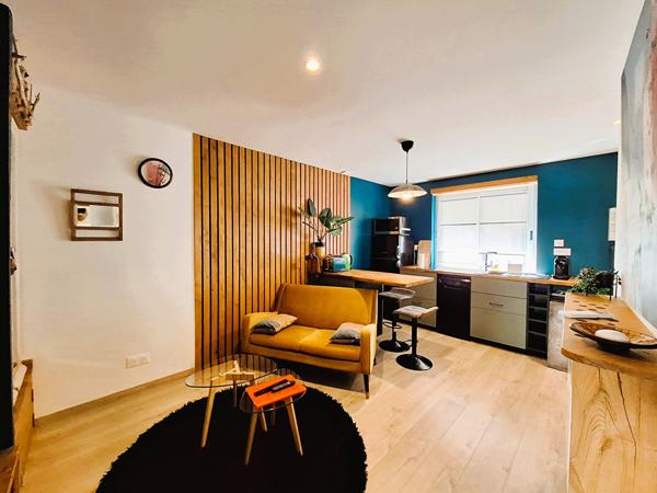 Appartement Sète 2 pièces 31 m² + cour de 16 m²