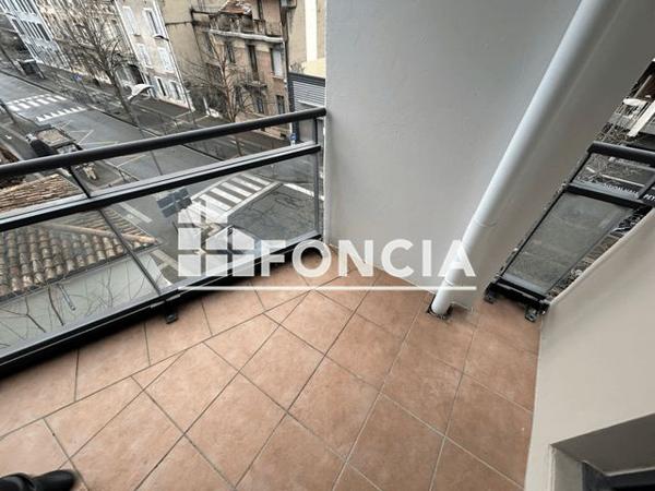 Location Appartement 3 pièces 67.86 m² - VIA HUGO Valence 26000
