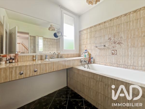 Maison à vendre 5 pièces 127 m² Brie-Comte-Robert