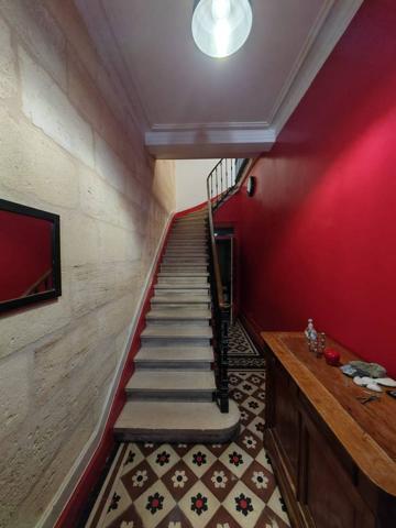 BORDEAUX JUDAIQUE APPARTEMENT EN PIERRE BORDELAISE 3 CHAMBRES